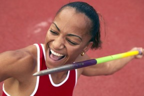 唐纳德·高尔凭借个人能力助袋鼠队完成关键进攻，唐纳德高斯简介