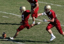 “2025世界运动会：高新体育中心武术赛场，选手空灵招式引爆全场”