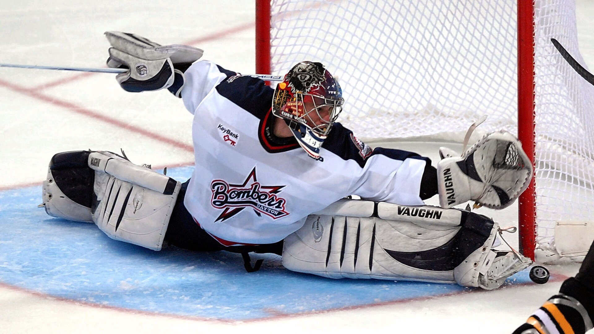 荷兰男队接力赛表现抢眼，荷兰接球技术